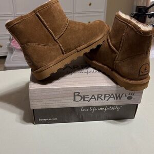 BearPaw Alyssa Hickory - Brown ankle boots